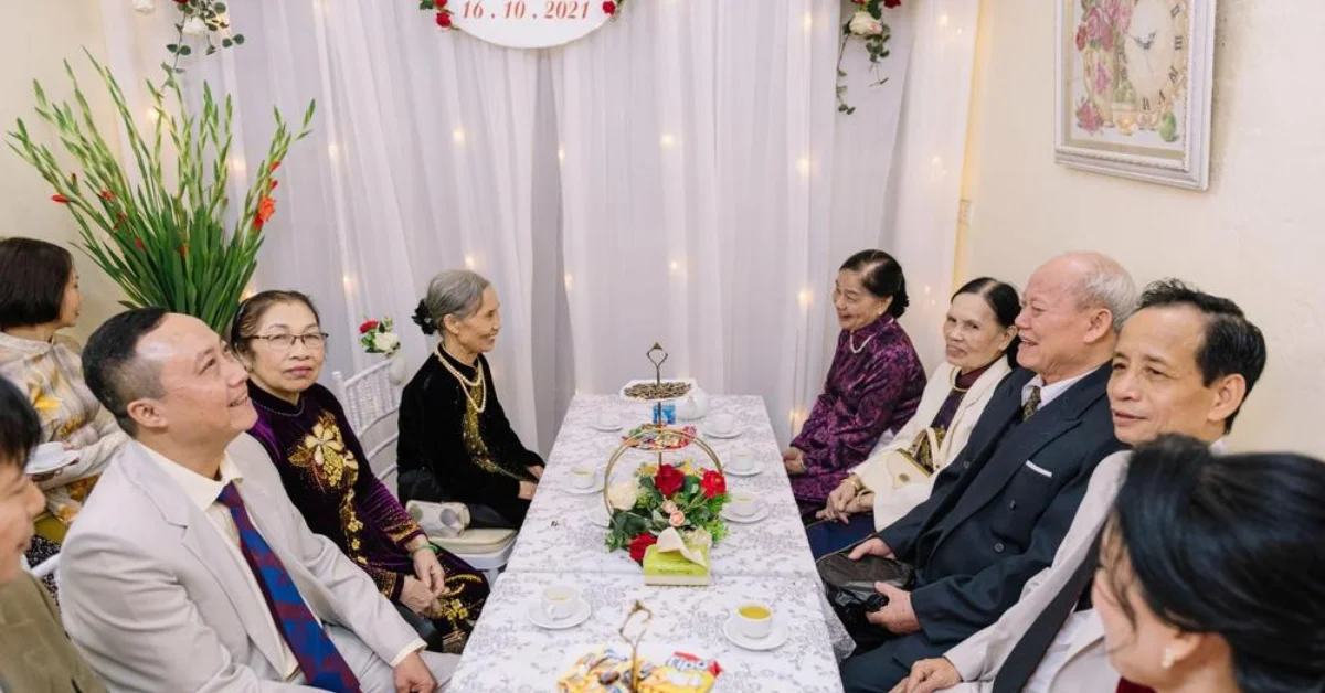 Cho thuê bố mẹ, bác đại diện